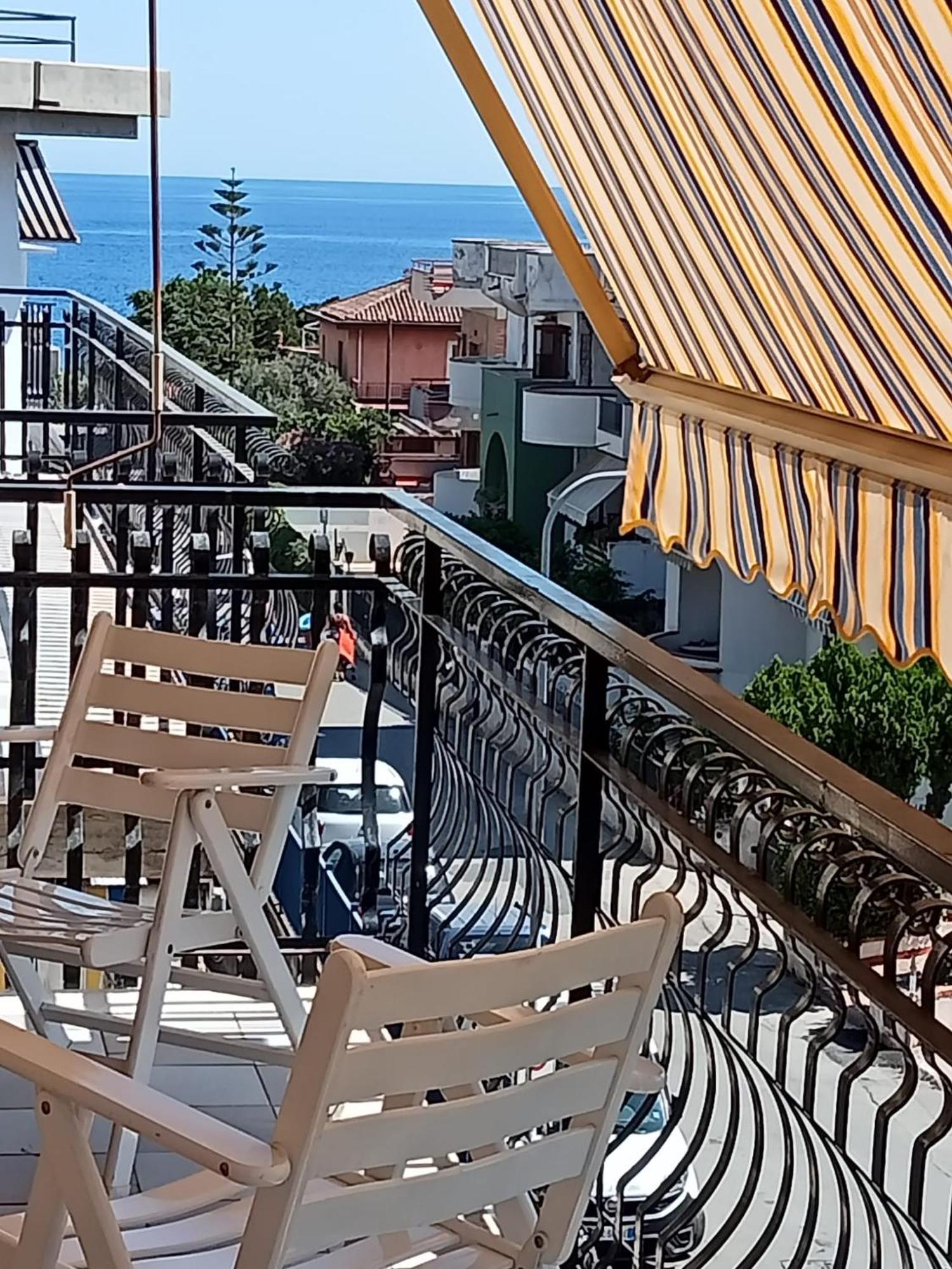 Savoca Apartment 贾迪尼-纳克索斯 外观 照片